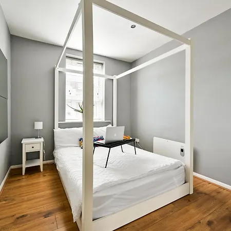 Апартаменты Cosy 1-Bed E15, Sleeps 4, 1 Min From Tube Station Near O2 Arena Лондон Экстерьер фото